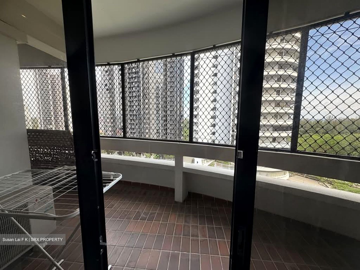 Hawaii Tower (D15), Condominium #558819821